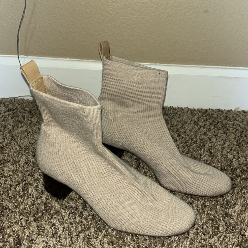 Everlane The Glove Boot Women’s size 8.5.